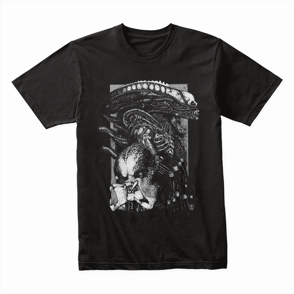 Alien vs. Predator Showdown T-Shirt – Ultimate Sci-Fi Battle Tee