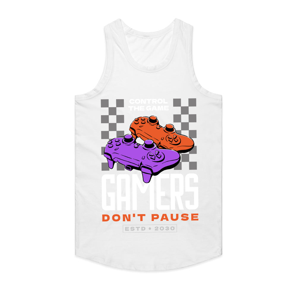 "Gamers Don't Pause" T-Shirt - Retro Controller Gaming Tee