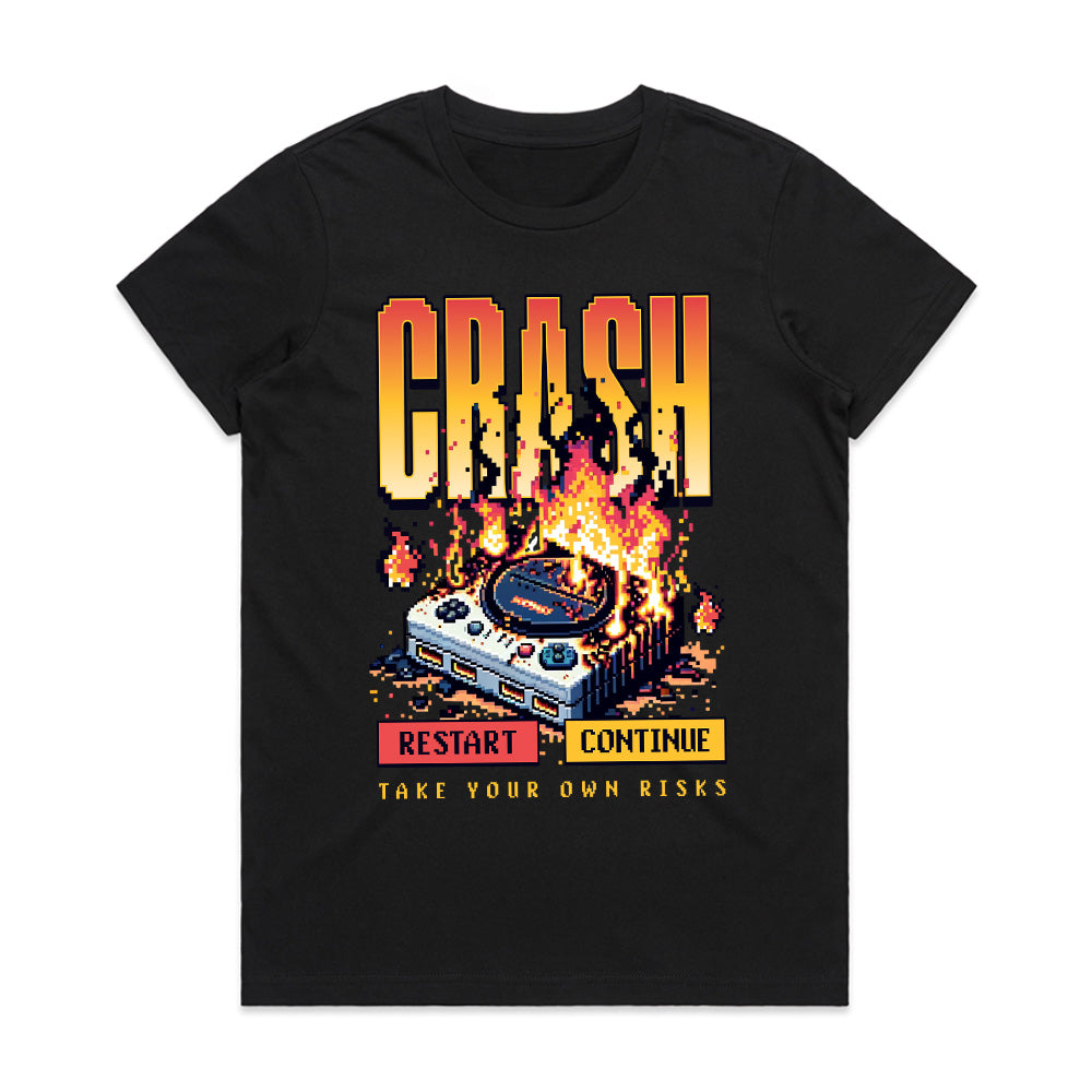 "CRASH – Retro Gaming Glitch Pixel Art T-Shirt"