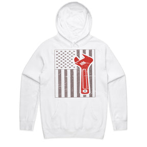 🇺🇸 American Mechanic Flag T-Shirt – Wrench & Grit for True Gearheads!