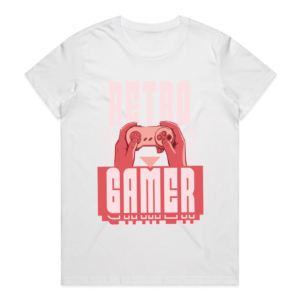 "Retro Gamer" Vintage Controller T-Shirt – Classic Gaming Nostalgia