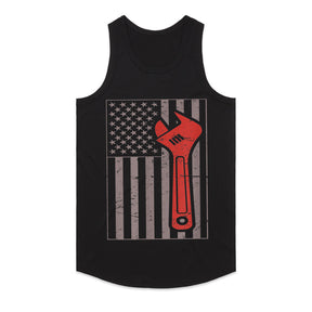 🇺🇸 American Mechanic Flag T-Shirt – Wrench & Grit for True Gearheads!