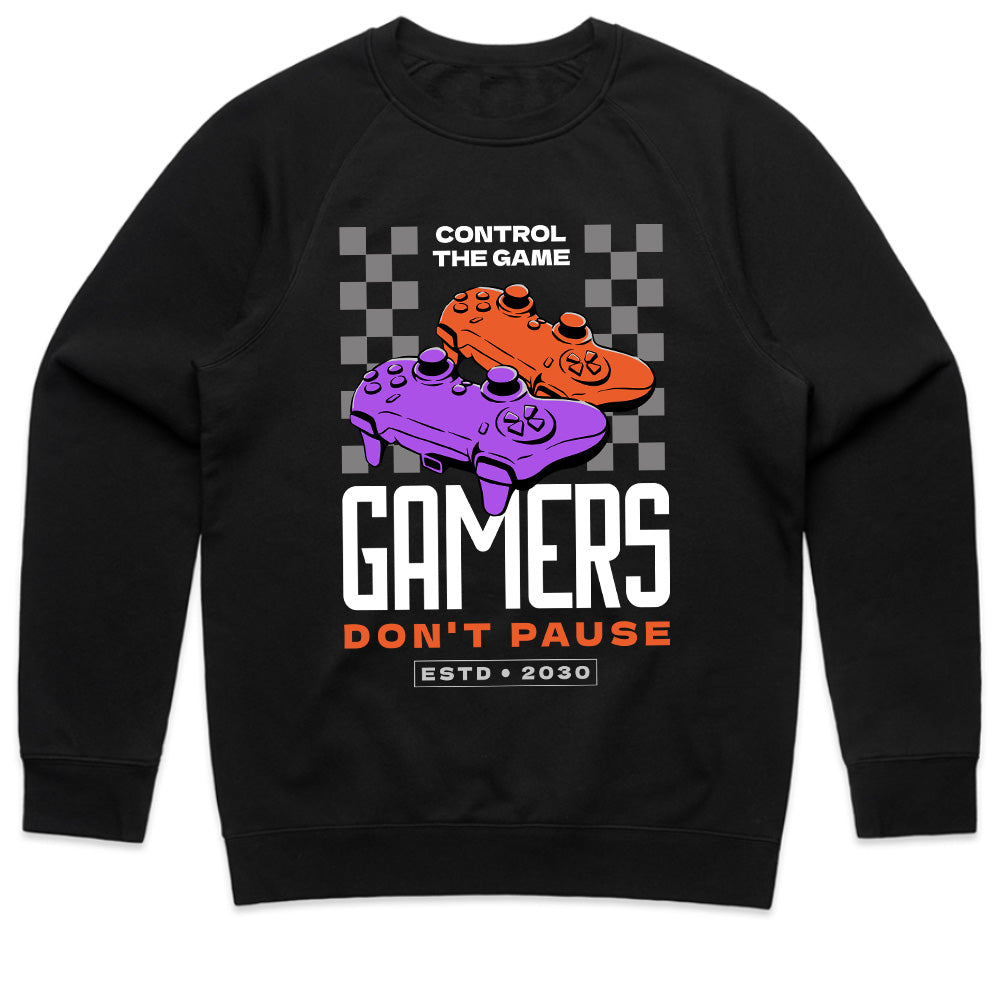 "Gamers Don't Pause" T-Shirt - Retro Controller Gaming Tee
