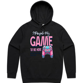 "I Paused My Game to Be Here" Fun Gamer T-Shirt – Stylish & Playful Design